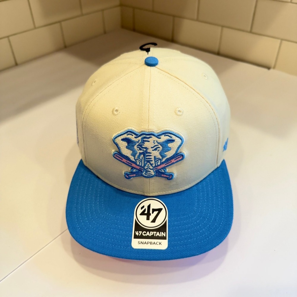Oakland Athletics '47 Captain Snapback Hat Cream Blue Pink OSFA MLB New
